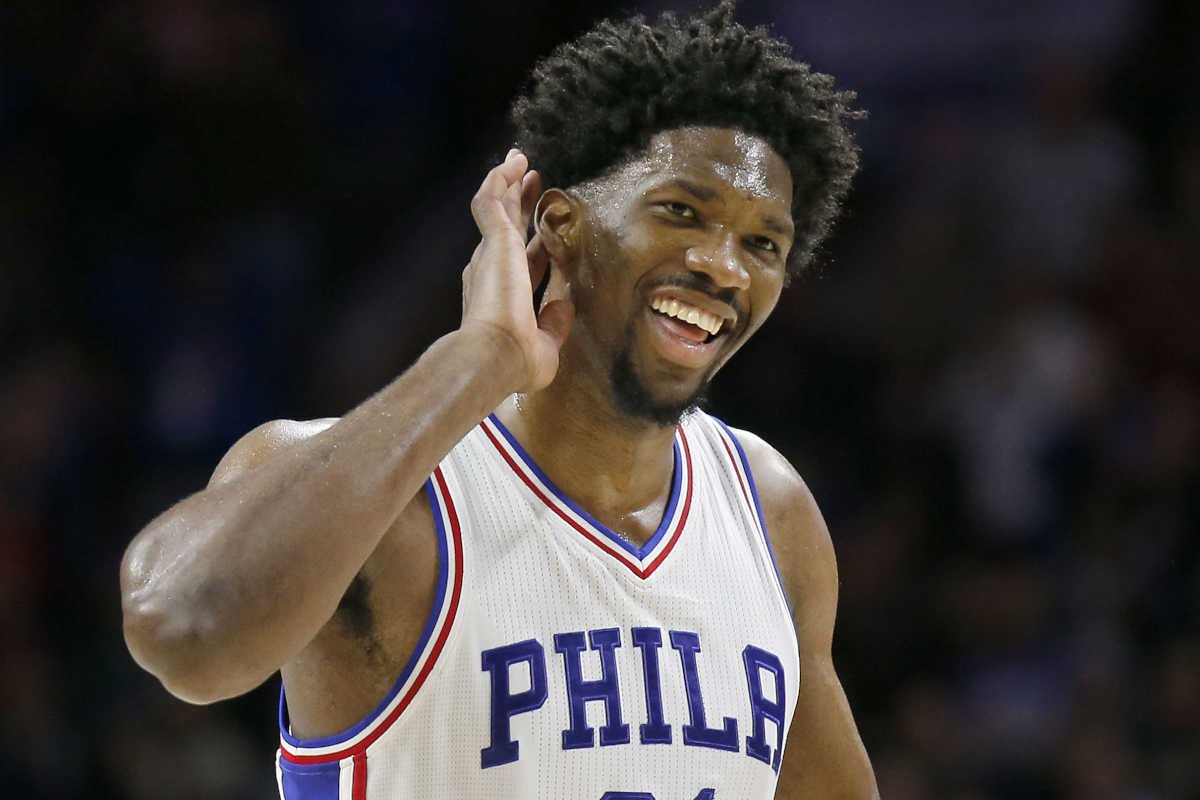 phillysport's tweet photo. Sixers' Joel Embiid to miss at least the next two games with bruised knee, @sjnard reports.
https://t.co/OcKfkaHqij https://t.co/35ZkhmJvvE