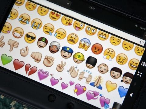 Les roux se mobilisent pour avoir leurs emojis... et sont en passe de gagner bit.ly/2jiea0s