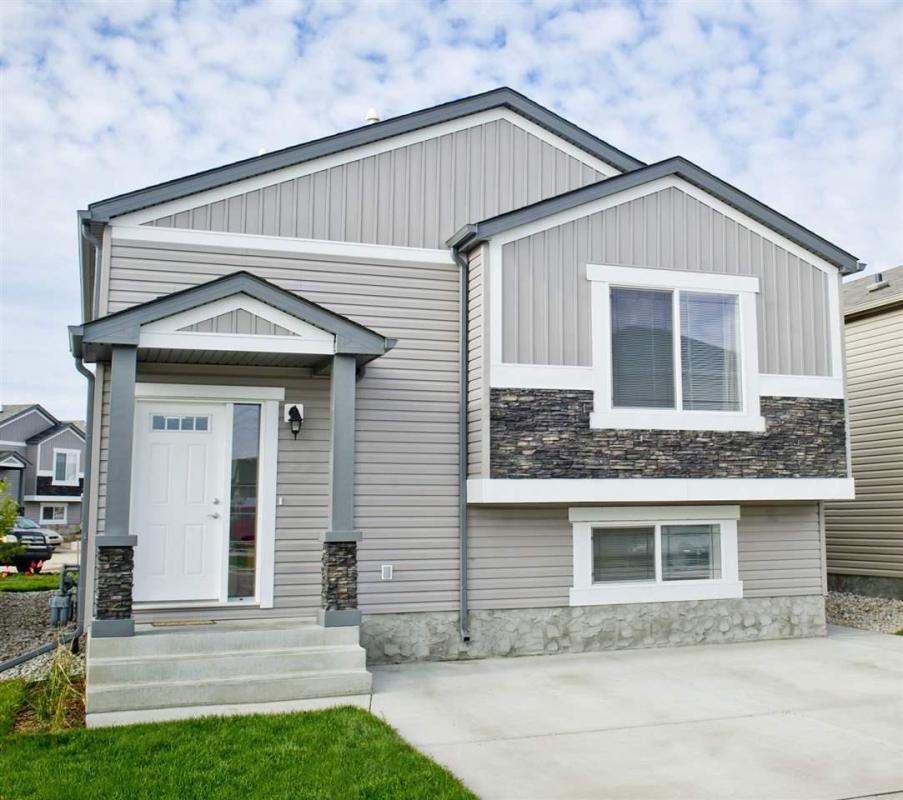 CBHaida's tweet photo. Ready to upgrade? Impeccable 2 BD/ 1 BA in Leduc has it all. Call/text/DM me!  https://t.co/77rt0KLycp https://t.co/rOvKPoVtPZ