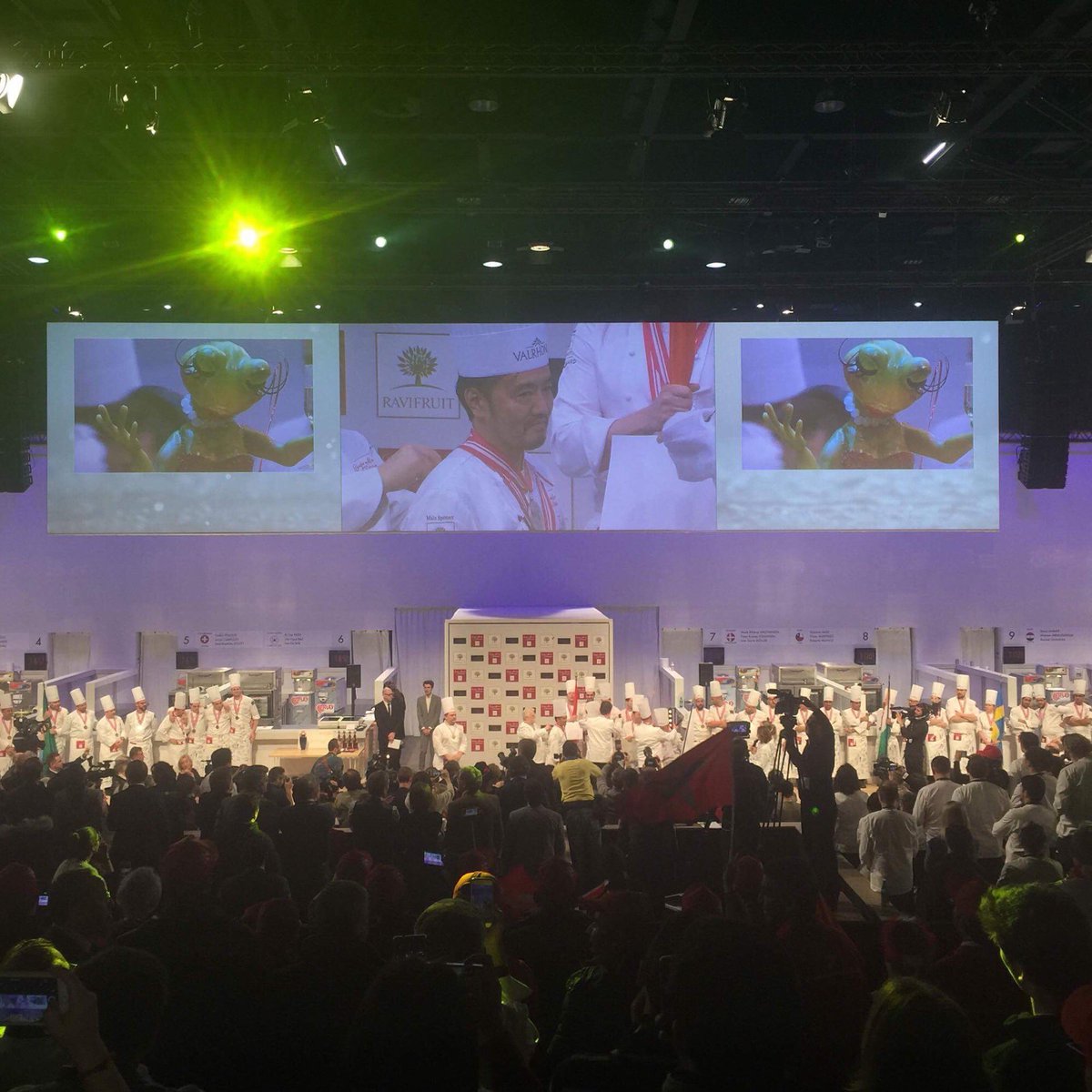 CMP_Lyon's tweet photo. Bravo à l'équipe de France qui remporte la Coupe du Monde de Pâtisserie 
#CMPatisserie #CMP2017 #pastryworldcup https://t.co/S4DrTD2LjG