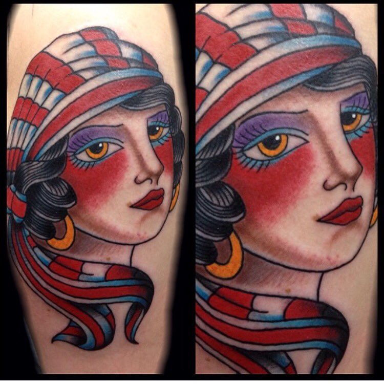 danryan_tattoos's tweet photo. I just want to do rad tattoos on you! One from a while back on my wife #tattoos #traditionaltattoos https://t.co/E2xNkhb4it
