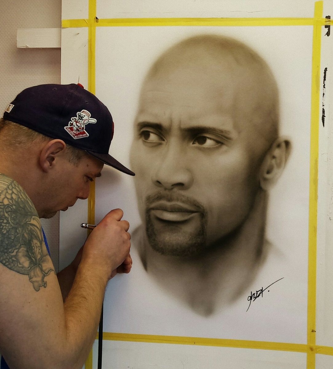 Please #rt my Rock painting maybe he see this

<a href="/TheRock/">Dwayne Johnson</a> #therock #DwayneJohnson #art #StreetArt #creative #movie #sports #fitness #power