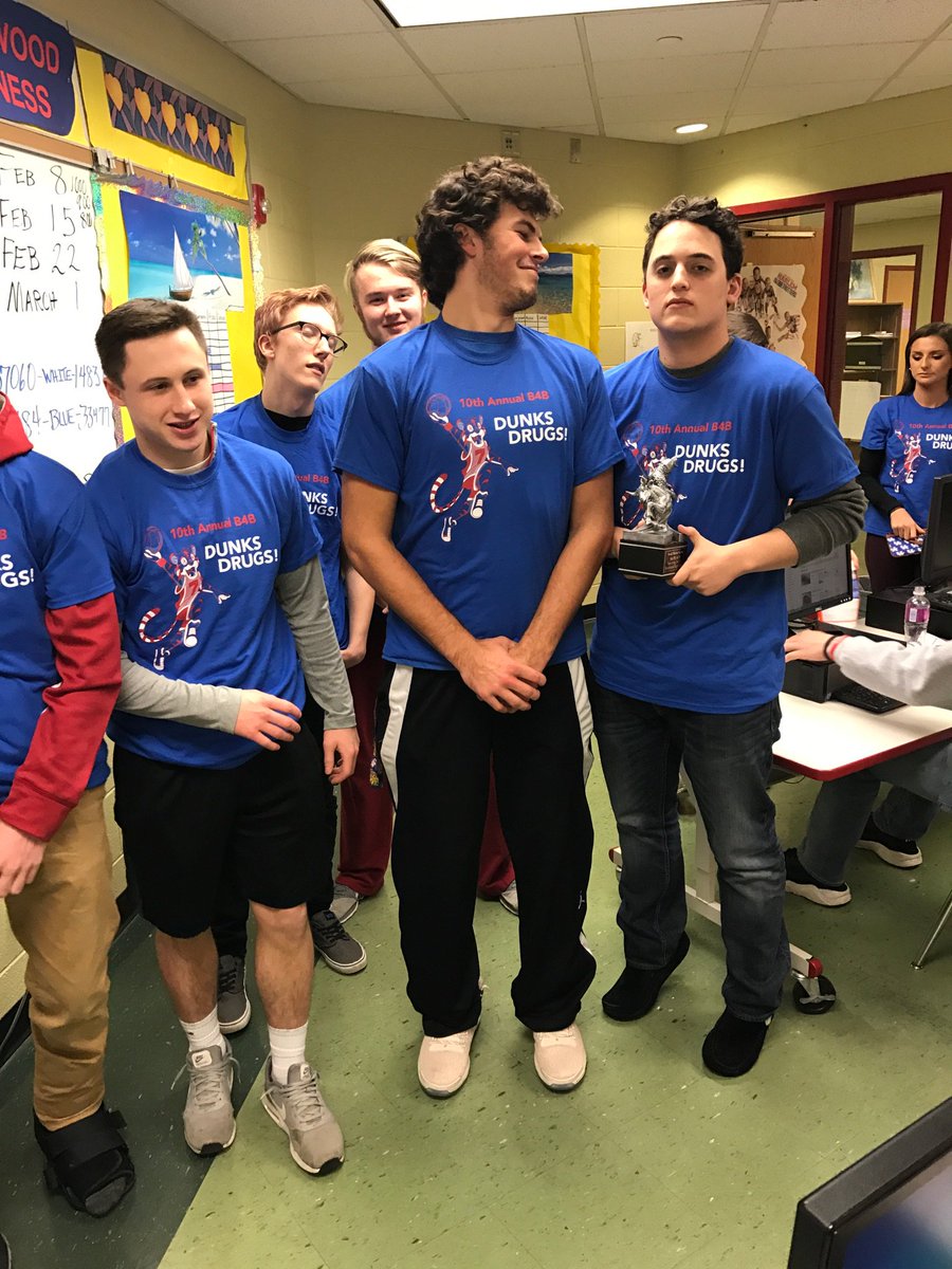 BeechwoodFbla's tweet photo. THE 2017 B4B SHIRTS ARE IN!! GET AN ORDER FORM NOW! https://t.co/1IxEMBMaDN