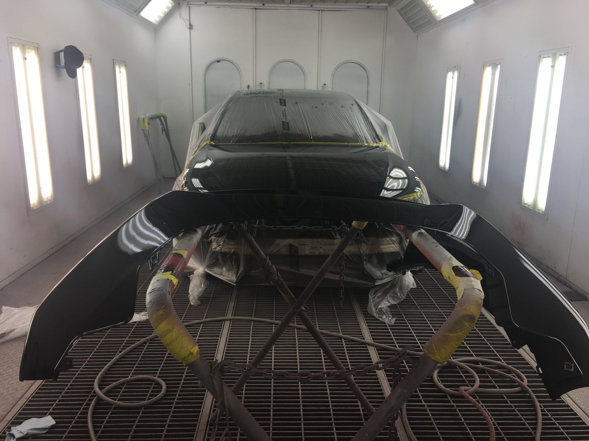 RMDautobody's tweet photo. Happy Monday! Back to work with this beautiful paint job #autobody #RMDAutoBody #paintjob https://t.co/oLwgAIe0Mb