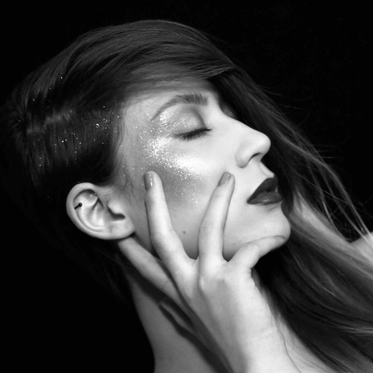 Yesterday's fashion shoot with a Bespoke MUA from London. Photos by <a href="/Empire_CP/">Empire Collective Photography</a> #FashionFilm #fashion #london #FashionWeek #style #beauty