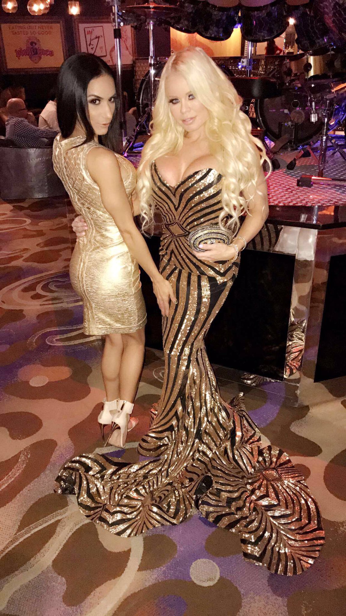 3 pic. Loving my beautiful @costello gown I custom designed for the @avnawards oh look it's sissy @Tia_Cyrus