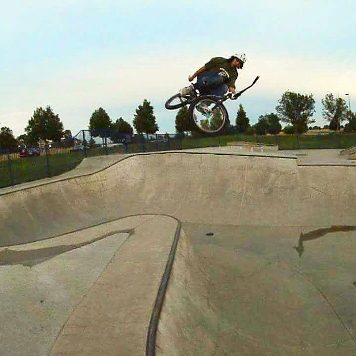 beyondgenericco's tweet photo. Skateboarding, snowboarding bmx, cars, clothing. Colorado. #BeyondGeneric https://t.co/Peoufz7zZi