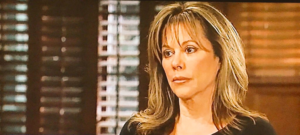 redickgirl04's tweet photo. Yay #Samlexis on tomorrow, plus Jason and Julian at the MC 👌🏻 #GH https://t.co/4MquI2KpAk