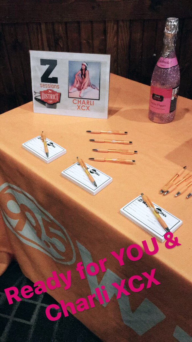 995zpl's tweet photo. 30 min till @charli_xcx!!!! Come down to #DistrictTap to meet her! #ad 💕🍾 https://t.co/v1bg5j2mzJ