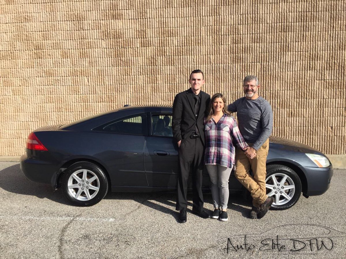 autoelitedfw's tweet photo. Thank you for the business! Your daughter will love it! #Honda #lol #funcustomers #family #dallasmarket #dependable #sport #daughters #RT https://t.co/PAUz5sdYKx