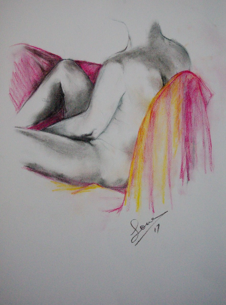 Loueenm's tweet photo. Charcoal pencils &amp; coloured pastel pencils to create this life drawing #loueenart #drawing https://t.co/xGk1ACpU7i