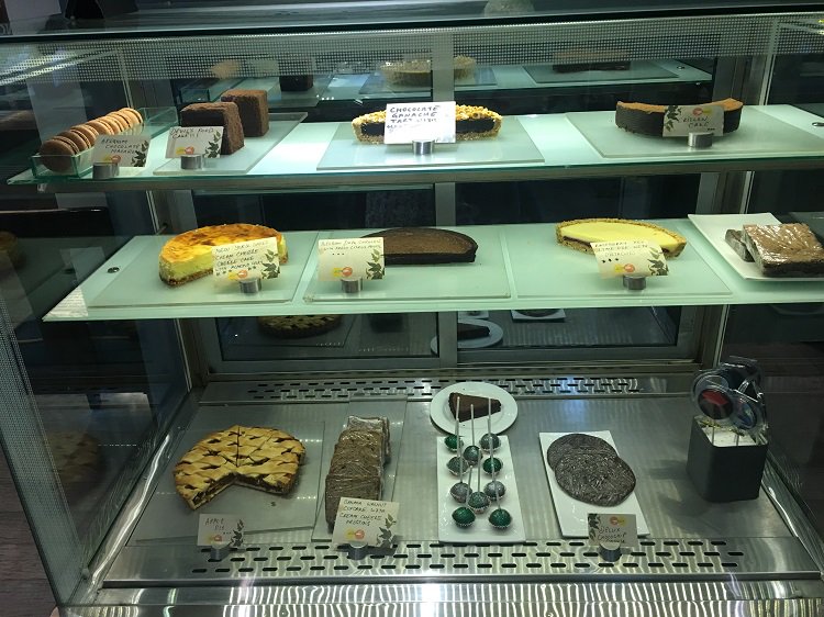 India is doing #tea a new way, with their own version of modern tea houses: bit.ly/2k9RPAu