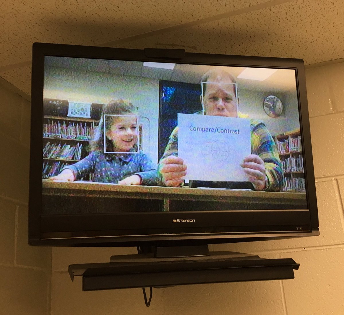 misscalfee's tweet photo. Special helper on the morning show! She read a kindness quote and helped with the word of the week. #PrincessMorgan๐@oakgrovefalcons https://t.co/rFEqMhE57I