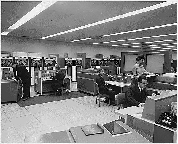What Happens When You Mix Java with a 1960 IBM Mainframe  snap.ci/2jiLB33