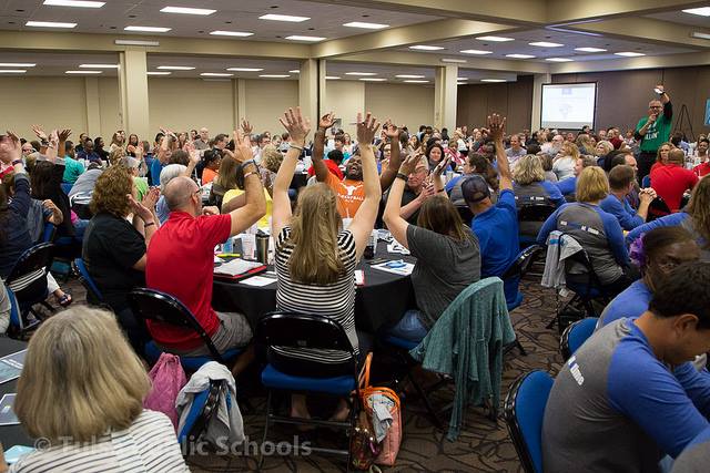 TulsaSchools's tweet photo. "Raise your hand if you love being part of #TeamTulsa!" https://t.co/ri6BFzADmA https://t.co/zSEla0w251