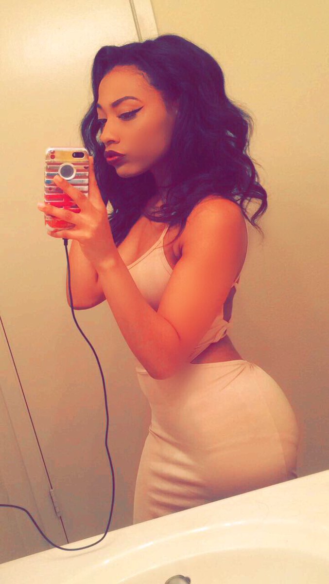 shortyayee_'s tweet photo. 💃🏽 https://t.co/j0rEpslj7Q