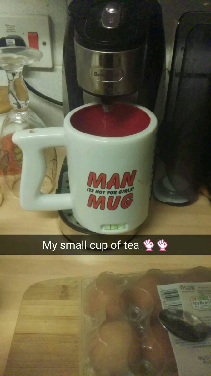 ImCalledBlob1's tweet photo. Tea is here! #British #Tea #ManMug #GottaGetTheDailyBritishDose https://t.co/TomWjOtPrd