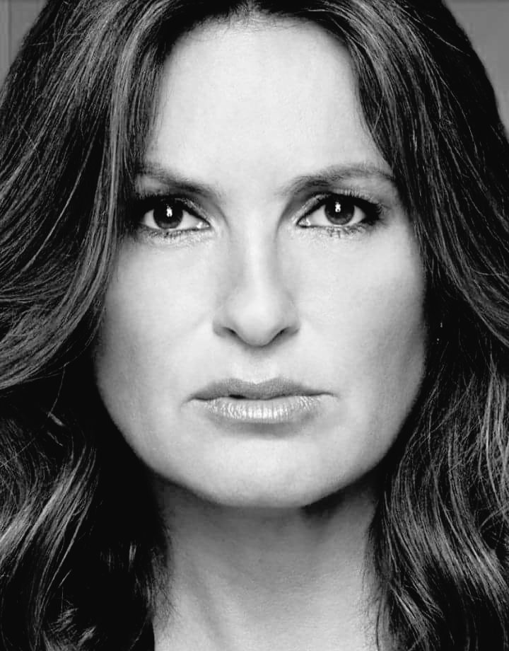 HAPPY BIRTHDAY MARISKA HARGITAY 