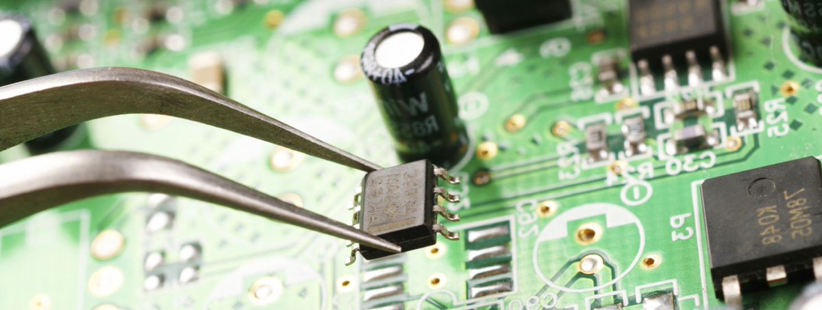 Мастер по ремонту кофемашин. Ошибки цифровых устройств. Электронные устройства. Монтаж smd элементов. Цифровая подпись обеспечивает.