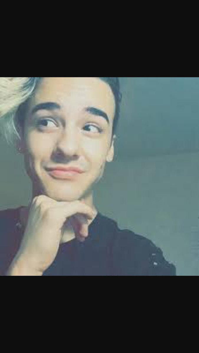 BasicallyStrong's tweet photo. MCM goes to @Last_Mann_ ilysfm!!!💖💘💗💗🔥🔥 https://t.co/NZ5E95jLrG