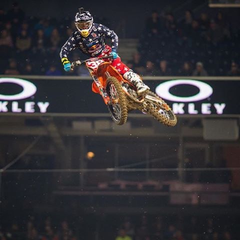 FluWarInc's tweet photo. Up in the air! Brian Deegan 38 takes the high road when it comes to germs. Use #FLUWAR and fight off 99.99% of germs and bacteria. https://t.co/CfLszFtRtI