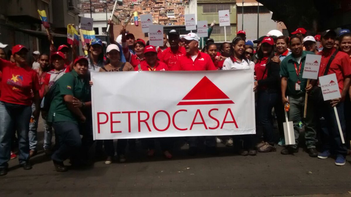 petrocasa_ve's tweet photo. Hoy, trabajadores de Petrocasa marcharon en tributo a uno de los más grandes revolucionarios #ConFabricioAlPanteon https://t.co/zPDULUmv9R