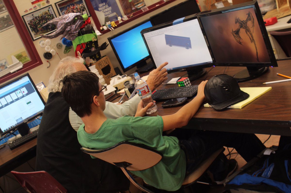 swag4060's tweet photo. Team SWAG's build season so far! #omgrobots https://t.co/K1F5IohZV2