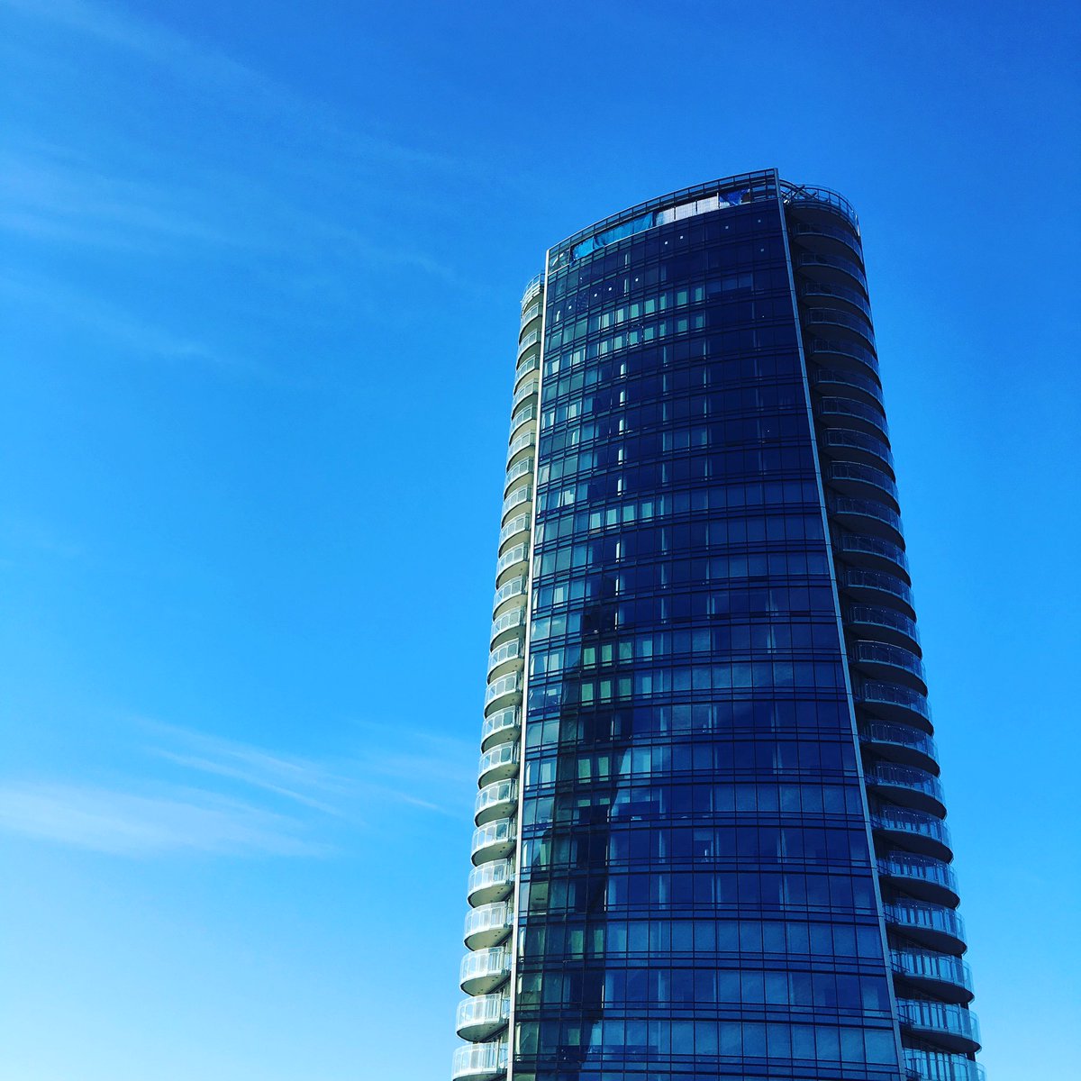 HolbornGrp's tweet photo. #elevatinglifestyles // THE NEW TWIST ON LUXURY
#elevatingvancouver #tower #hotel #architecture #vancouver #vancity #luxury @TrumpVancouver https://t.co/5oMOSytB8f