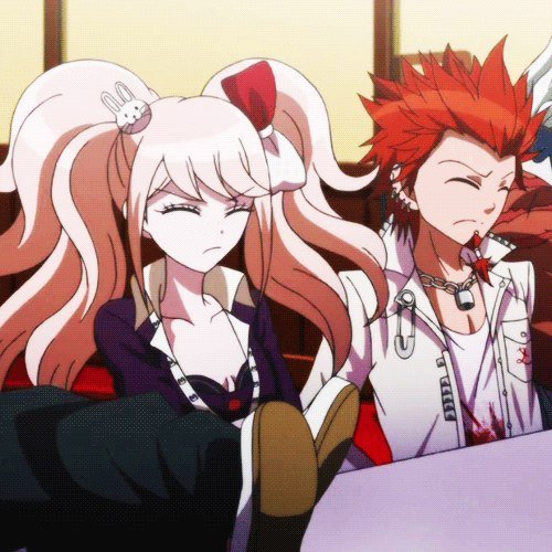 SHSMasterBatter's tweet image. Leon mun whats on your mind 

Me: nothing 

Also me"