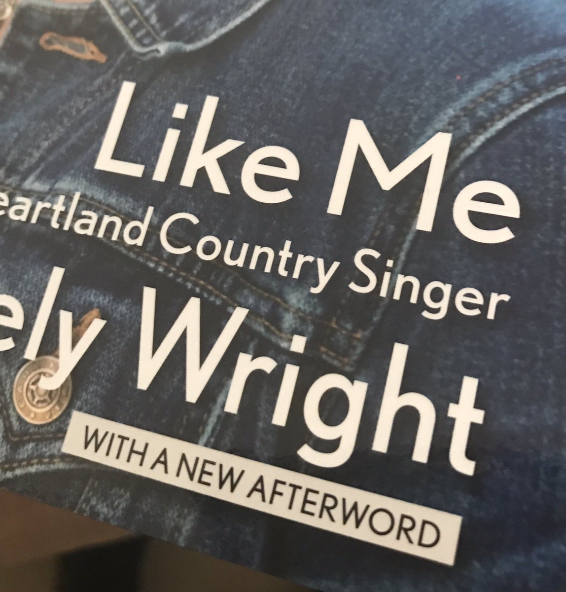 ax_jones's tweet photo. This just arrived in the mail!! I can not wait to start reading @chelywright https://t.co/e08H8cTz11