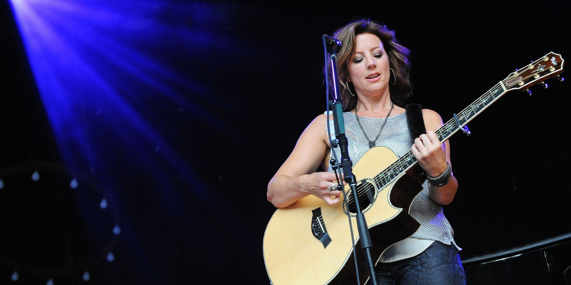 Happy 49th birthday Sarah McLachlan! 