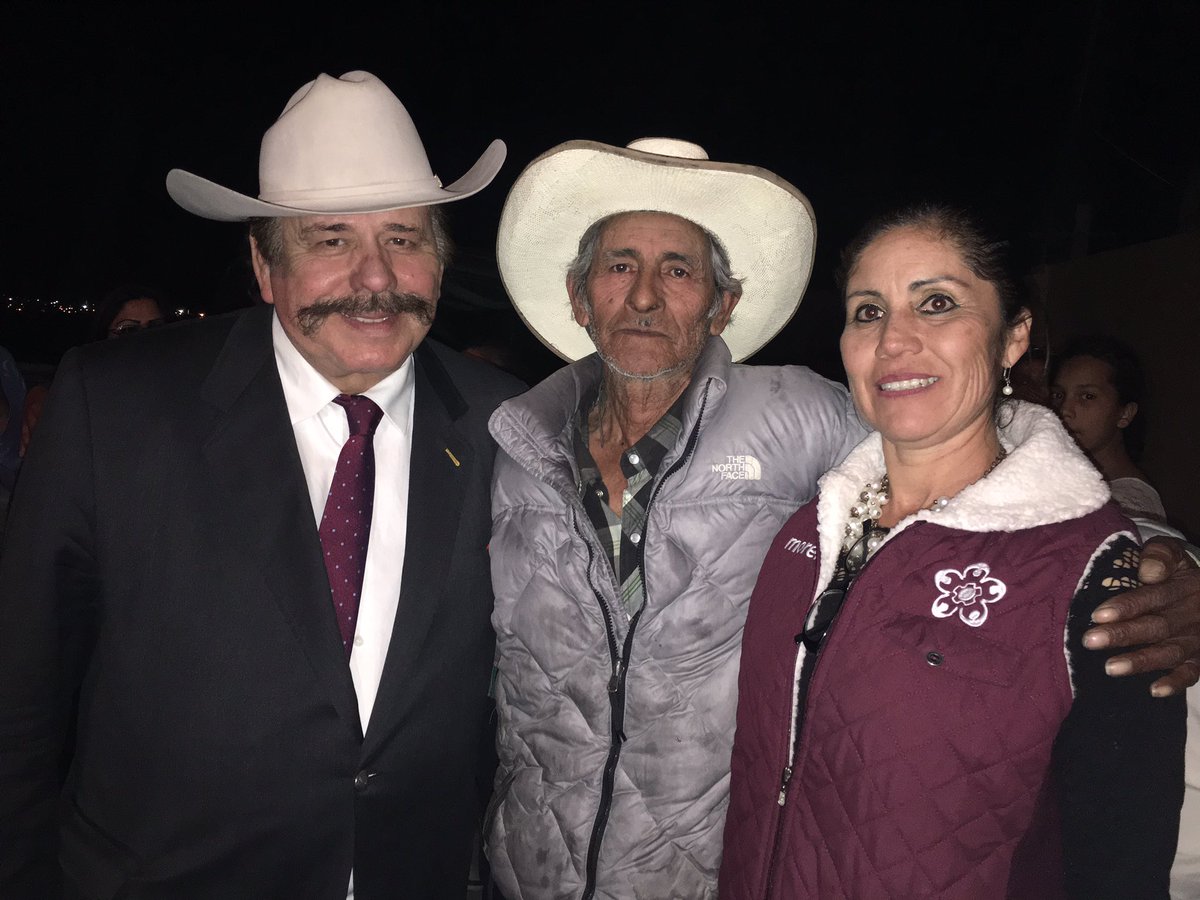 uncafeconcecygu's tweet photo. Estoy en #RamosArizpe con militantes y simpatizantes de #Morena. ¡Juntos vamos a transformar #Coahuila! https://t.co/PfBFsalwK7
