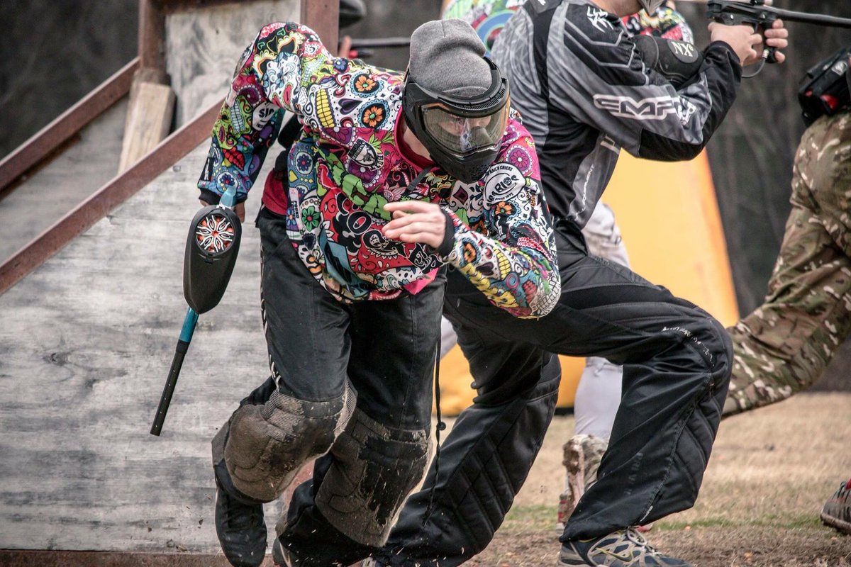 Paintballs's tweet photo. Let's all have a good breakout from the weekend. #backtothegrind #mondays #paintball #funontherunpb https://t.co/DnUeLWtmOf