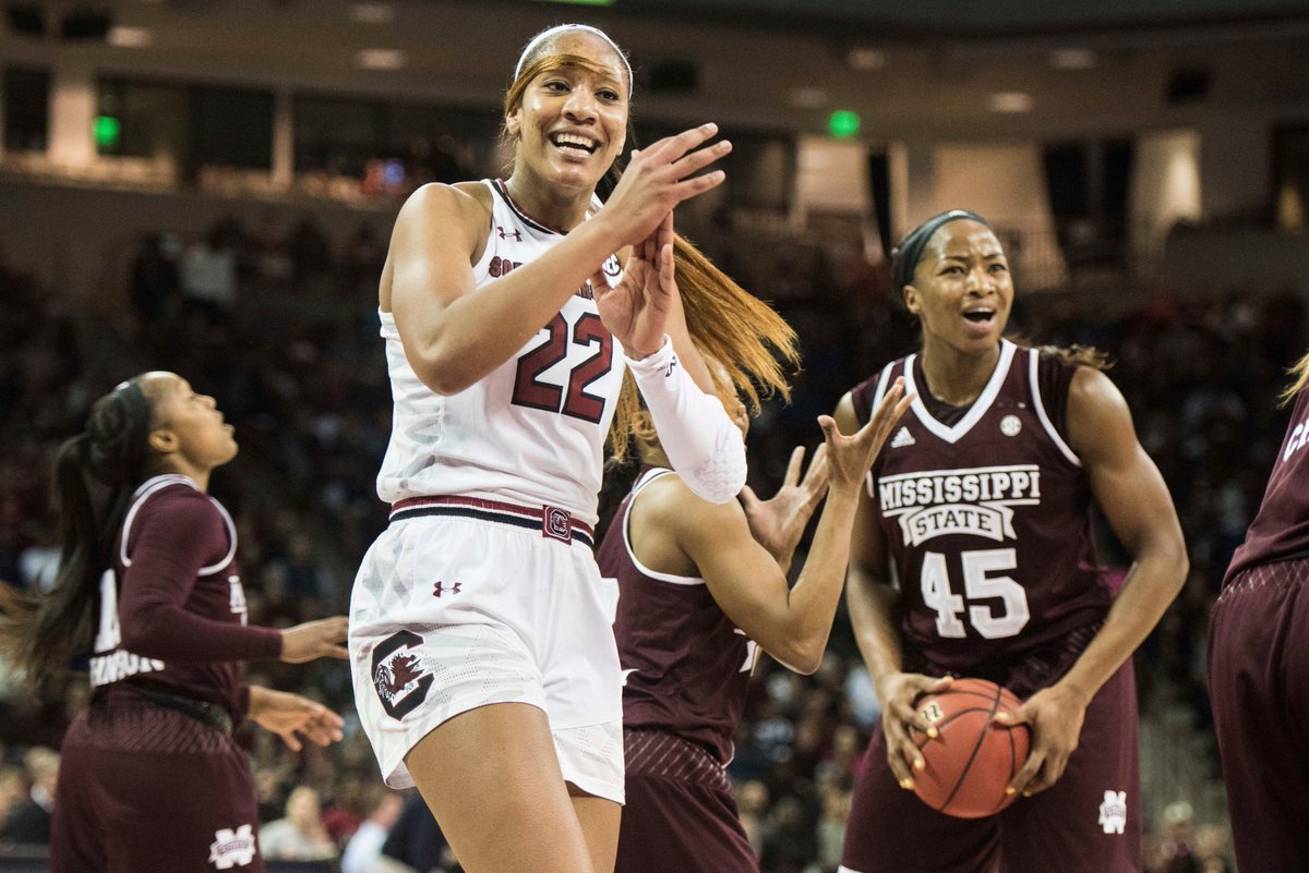 MarchMadnessWBB's tweet photo. No. 5 South Carolina holds home court as No. 4 Mississippi State suffers first defeat, 64-61. #ncaaW

A'ja Wilson: 26 points, 9 rebounds https://t.co/P1Ywkqq9sB