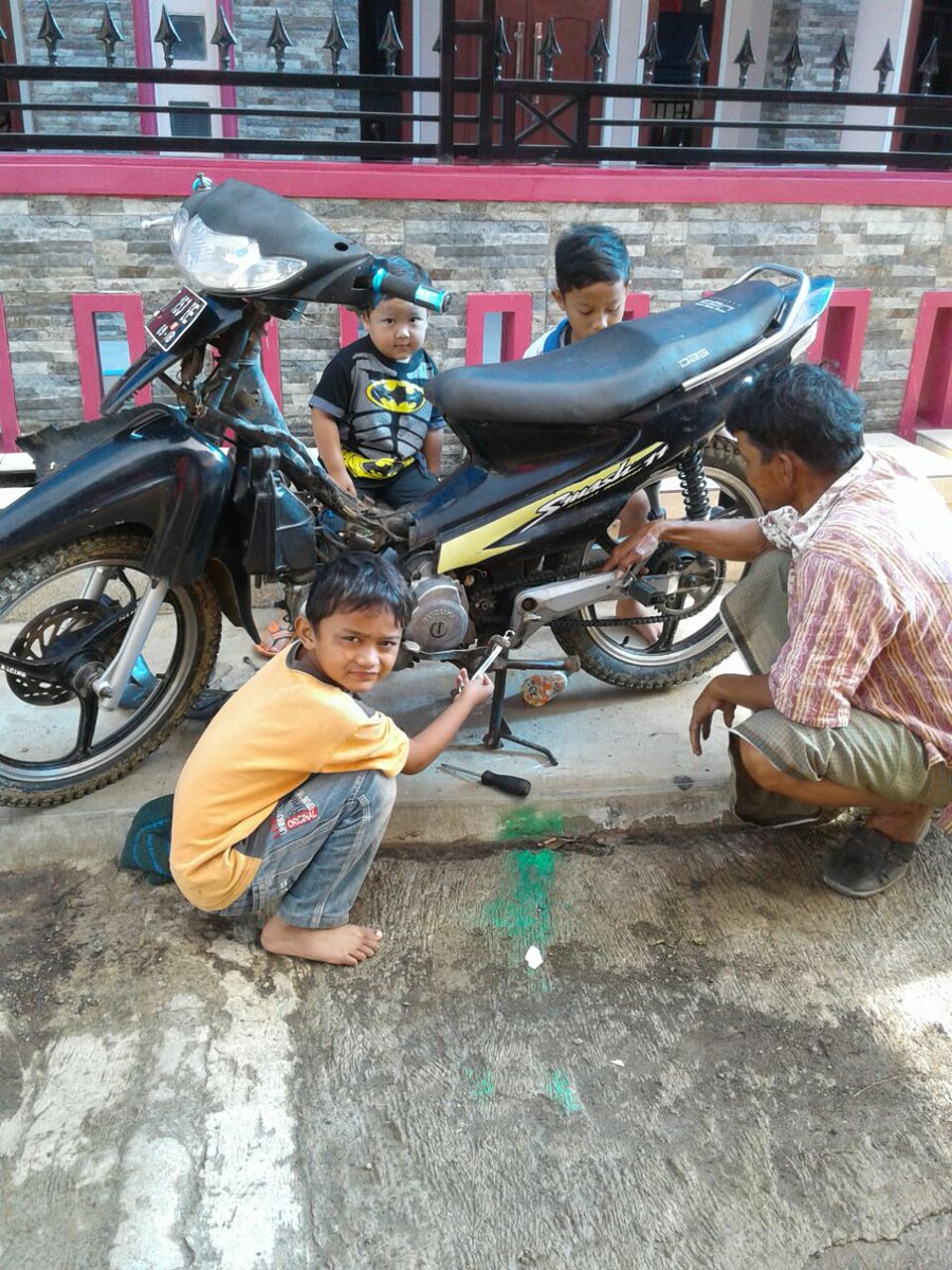 sentosa_cardio's tweet photo. Vokasional 
uptd pendidikan kec. Kiarapedes
Mengakrabkan siswa/i dengan kehidupan nyata
@DediMulyadi71 
@Purwanto_NAZ 
@disdikpora_pwk https://t.co/rIfjj43HPf