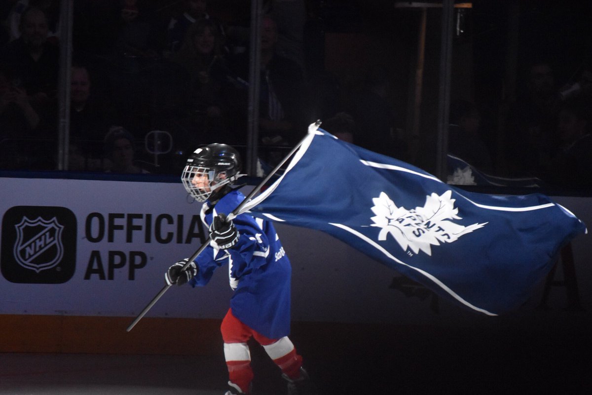 MapleLeafs's tweet photo. Our @scotiahockey skater in action tonight. Find out how your child can join the Leafs on the ice: https://t.co/DRjGtpDthi
#TMLtalk https://t.co/PTabtXQ5MM