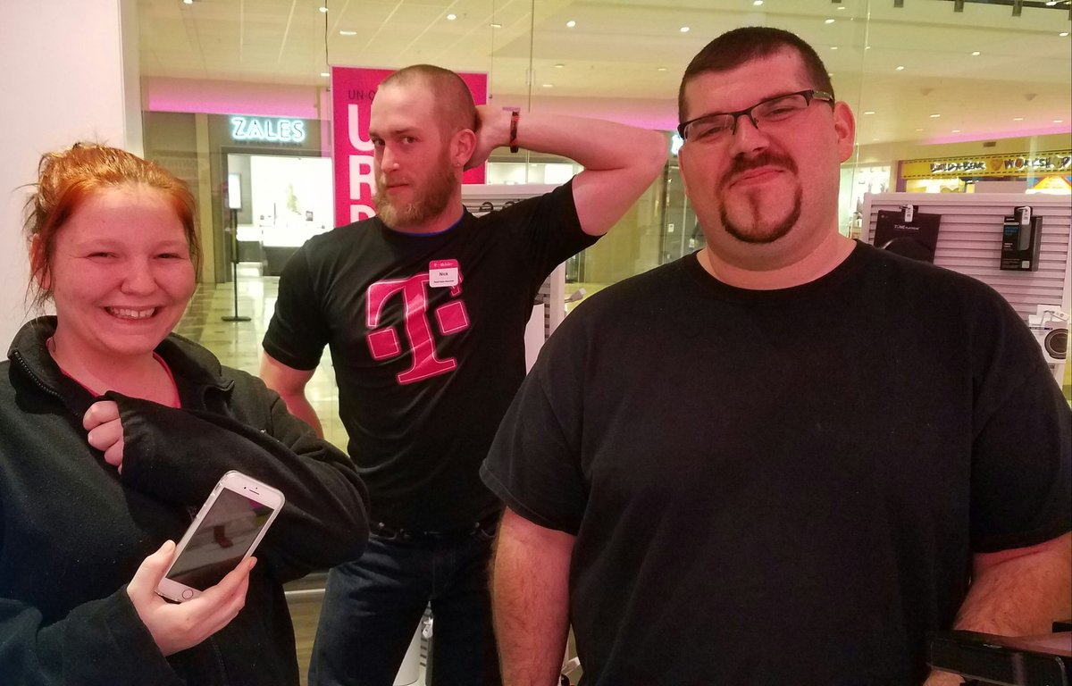 Repeat customers are the best customers! #protectyourphone @myamtel @JohnNotte2  #UnCarrier