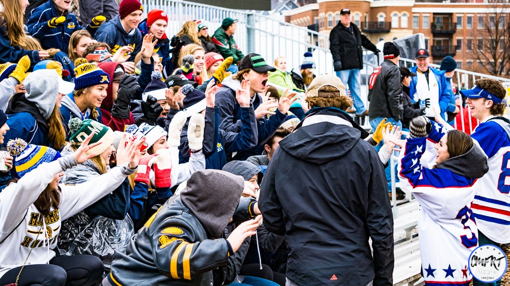 cmfrtmedia's tweet photo. A little taste of Hockey Day MN @ZephyrMensPuck @fsnorth @HockeyDayMN @Studentsect15 https://t.co/OvEXNLefUN