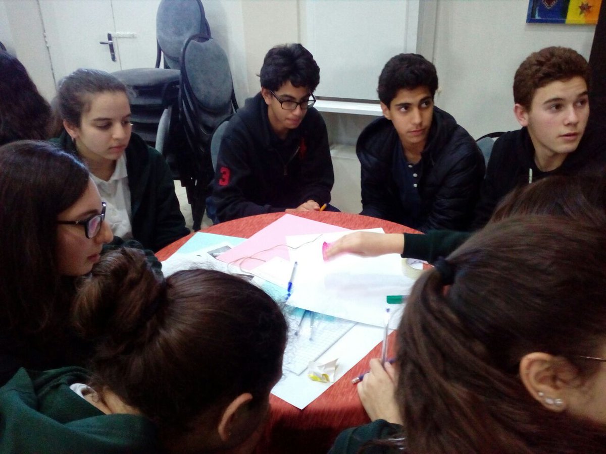 ASGSchool's tweet image. كجزء من مشاركتنا في مبادرة اللاعنف العالمية، حضر طلبة الصف العاشر ورشة توعية حول "اللاعنف والسلام."
#السلام #اللاعنف #مبادرة #توعية