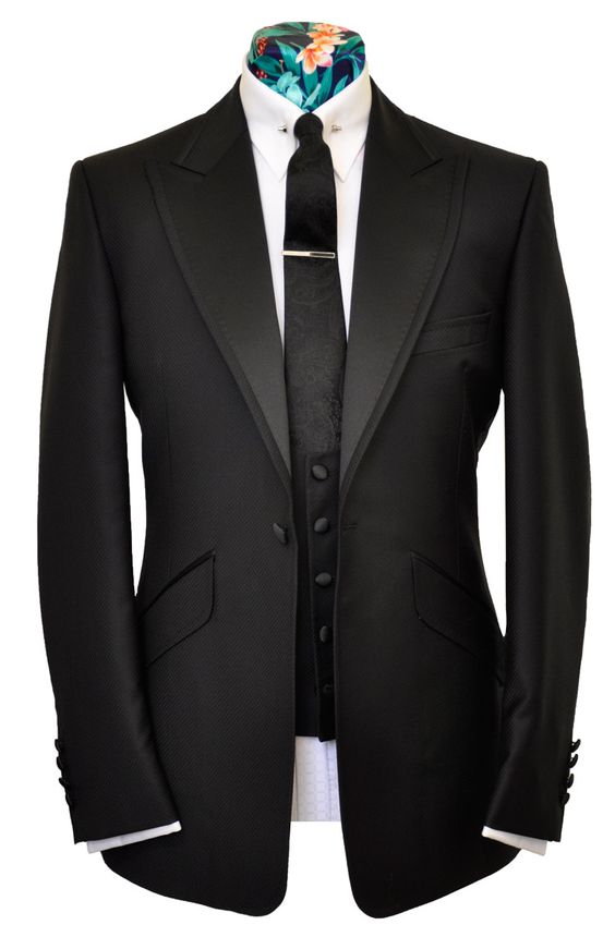 SiplSuits's tweet photo. Start your own custom made suit line.

Visit this link to learn more 

https://t.co/uSidVnTfvs 

https://t.co/6wQk9qeQL4 https://t.co/pTyeFz39o8