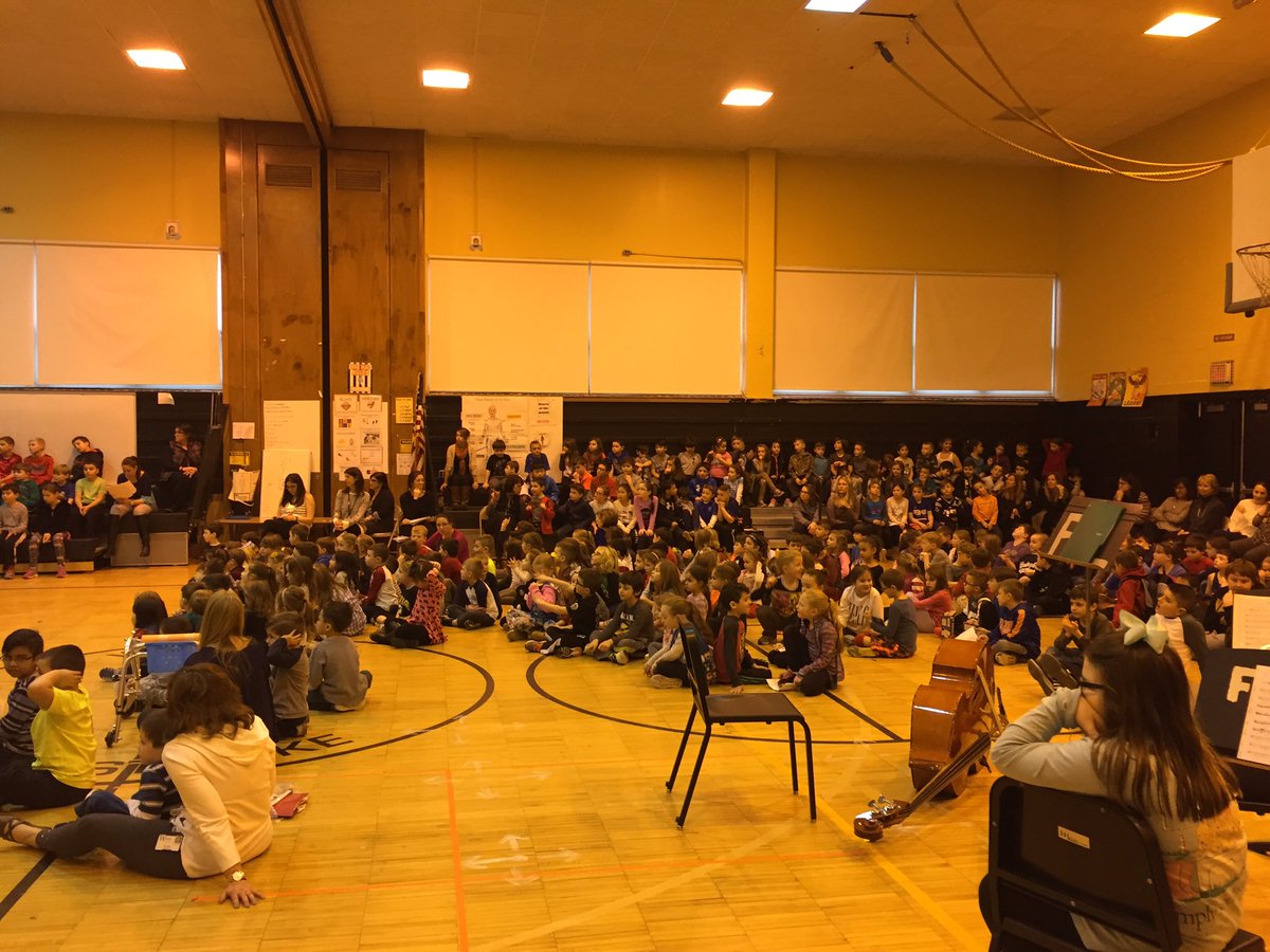 ForestLakeWsd's tweet photo. A great rehearsal for our upcoming concert! Can't wait until Wednesday night!  #music @WantaghMusicArt https://t.co/fcj1KIwTDe