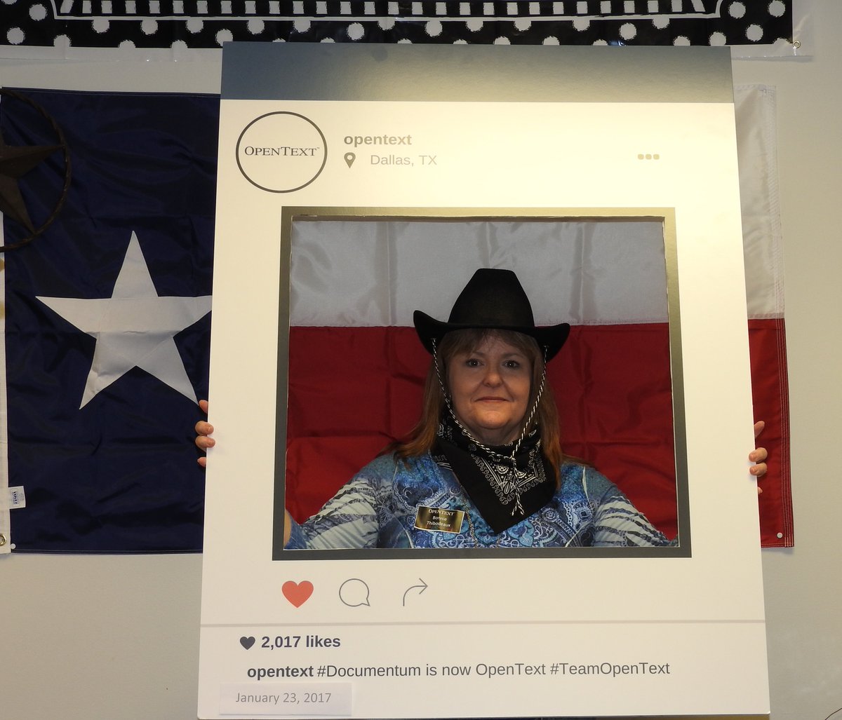 bthibodeot's tweet photo. Fun Texas themed first day in Dallas #teamopentext. Great job coordinating, @iTaraShaw! https://t.co/P7QSyUkUNI