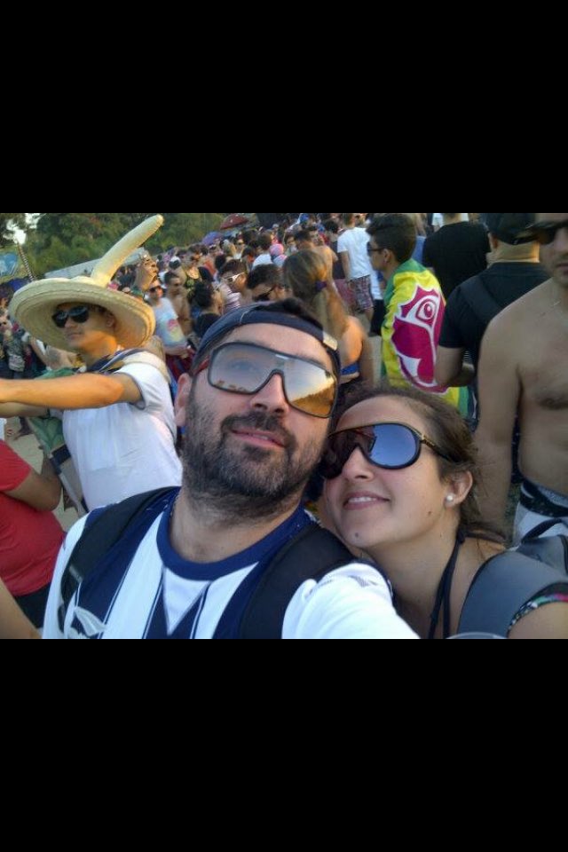 #TusVacacionesConTalleres una viejita en tomorrowland...