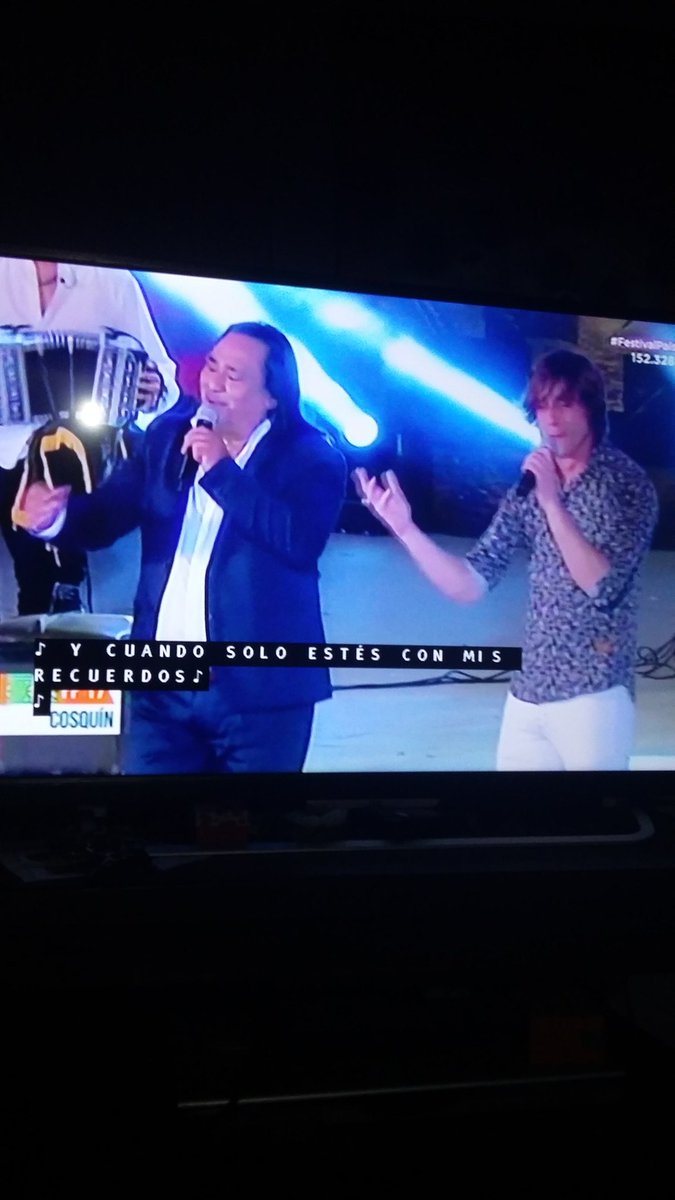 Pamela__nv's tweet image. Ahora siiiiiii, GRACIAS TV PÚBLICA!! 😂😂😂 👏👏👏👏👏👏 #SergioGalleguillo #LeandroRobin #ElTucu 😍😍😍 🎉🎊🎶💃💃💃 #Cosquín2017 #FestivalPaís17