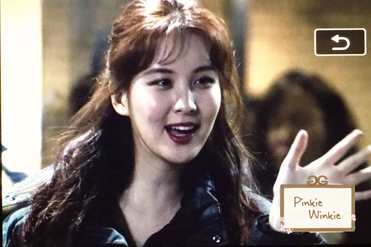 [PIC][24-01-2017]SeoHyun ghi hình cho chương trình "Open Concert" của đài KBS vào hôm nay C270fXgUQAI3pi4