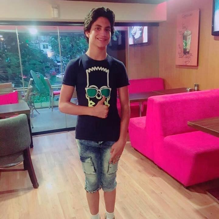Come hangout with me >   on #BIGOLIVE. web.live.bigo.sg/2183412528_148…