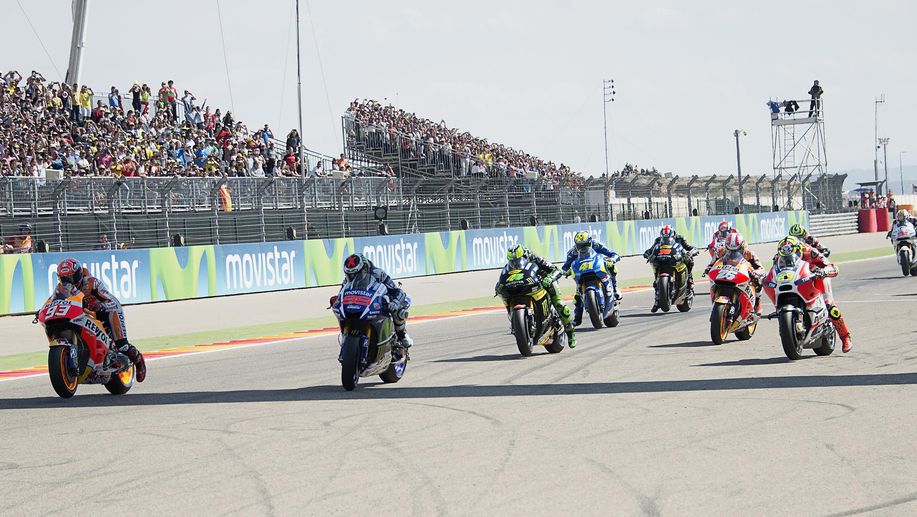 detiksport's tweet photo. Kalender Resmi MotoGP 2017 Dirilis https://t.co/rKBDcOFKSw https://t.co/LxWSmmh7QG