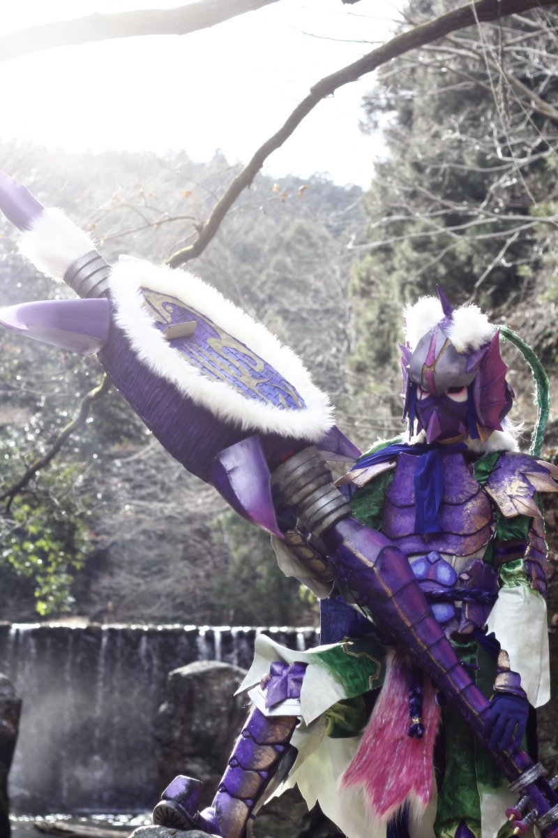 monya_sk8's tweet photo. Garuga X Armor with Garuga Shamisen from #MH4U #MonsterHunter 
Photography by( @wn000 )

先日のロケでの一枚でし！ラストガルルガX！ https://t.co/JvRwvsqbPP