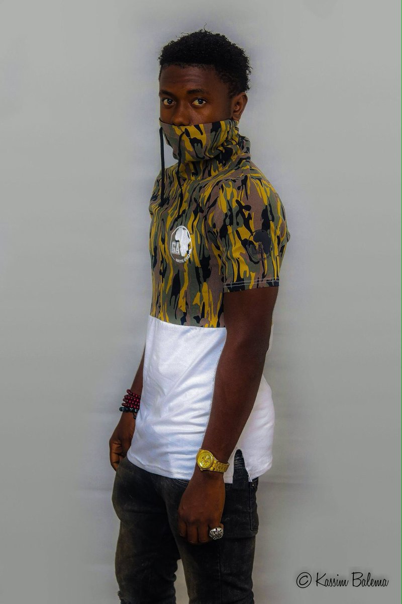 GoAfrica237's tweet photo. Votre t-shirt #Millitaire de la collection #ArmyByGA est disponible
commandez au +237697577624
photo:@landrytoukam92 model:@franck Londjou https://t.co/g8Nbvx59Lx