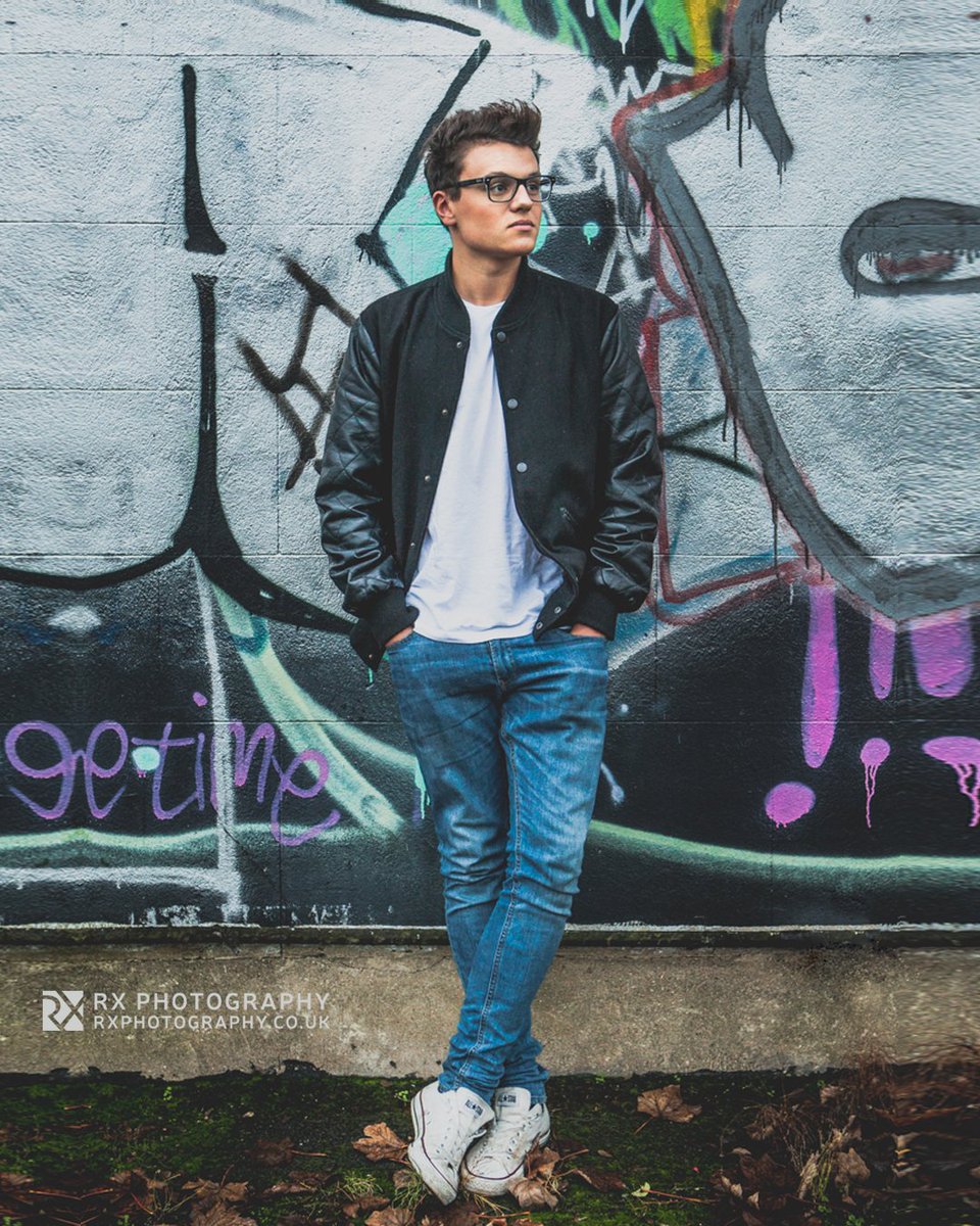 RXPHOTOGRAPHY_'s tweet photo. A throwback to a fashion portrait with Kieran back in 2014 #portrait #graffiti #kicks #denim #fashion #gritty #urban #young #staines https://t.co/qccxTcBLqB